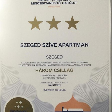 Szeged Szive Apartman Exterior foto